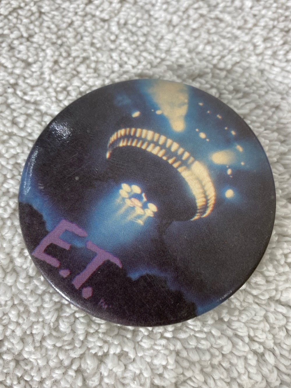 Vintage 1982 ET The Extra Terrestrial Spaceship UFO Movie Promo Pinback Button